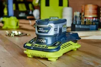 KIIRLAADIJA RYOBI 18V ONE+ RC18150