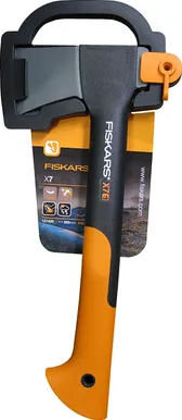 MATKAKIRVES FISKARS X7